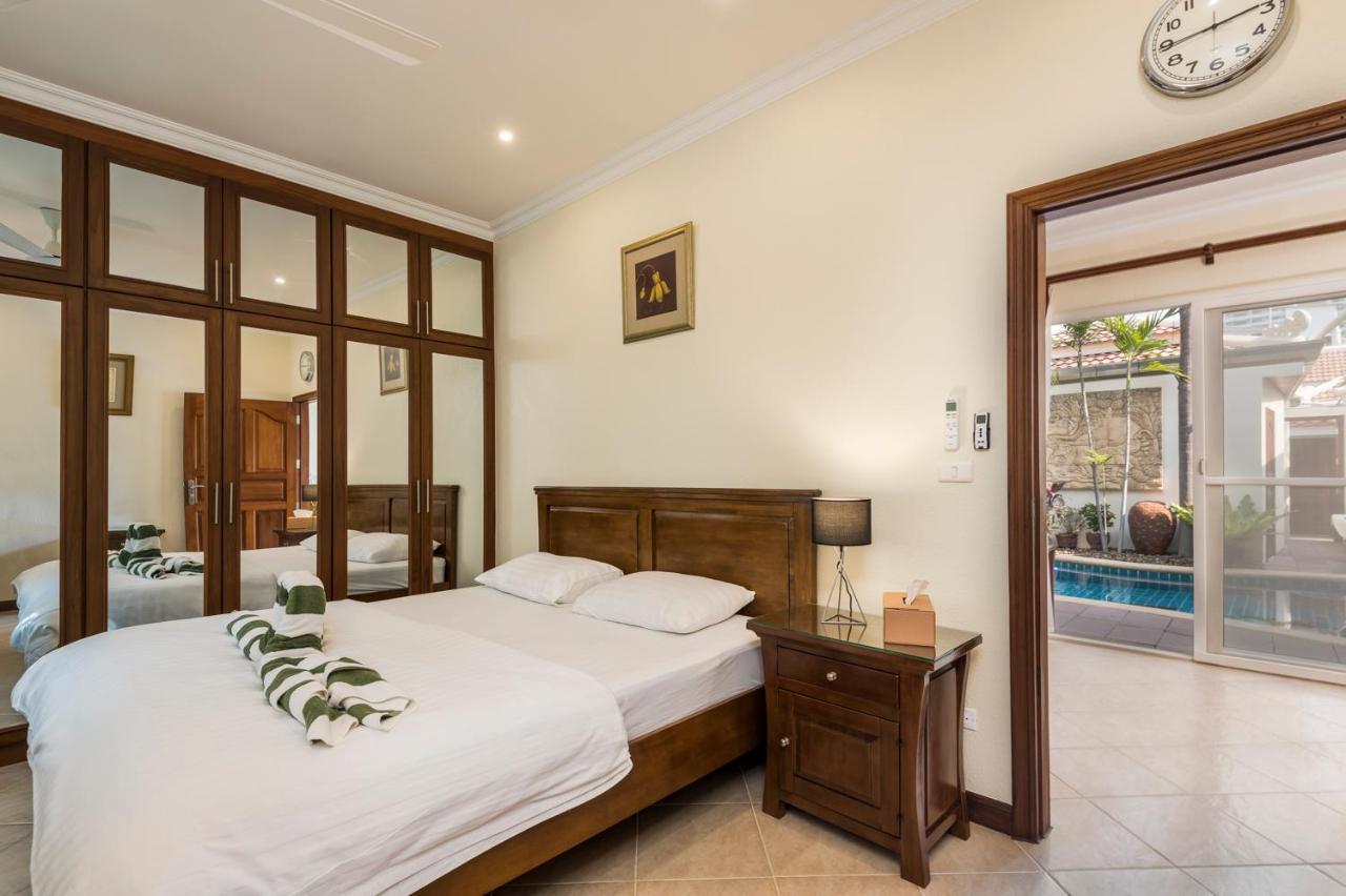 Village Austria Luxury Pool Villas Pattaya Exterior photo
