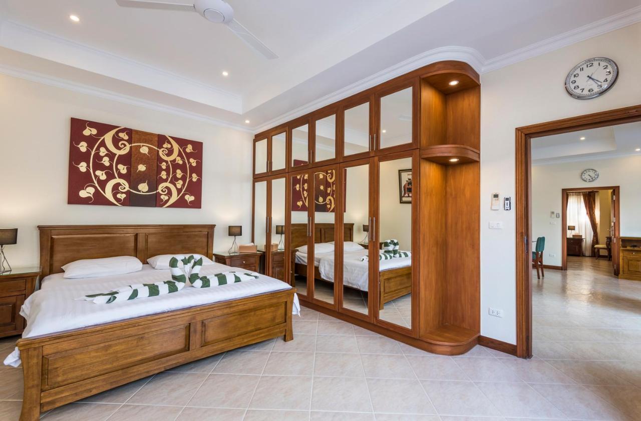 Village Austria Luxury Pool Villas Pattaya Exterior photo