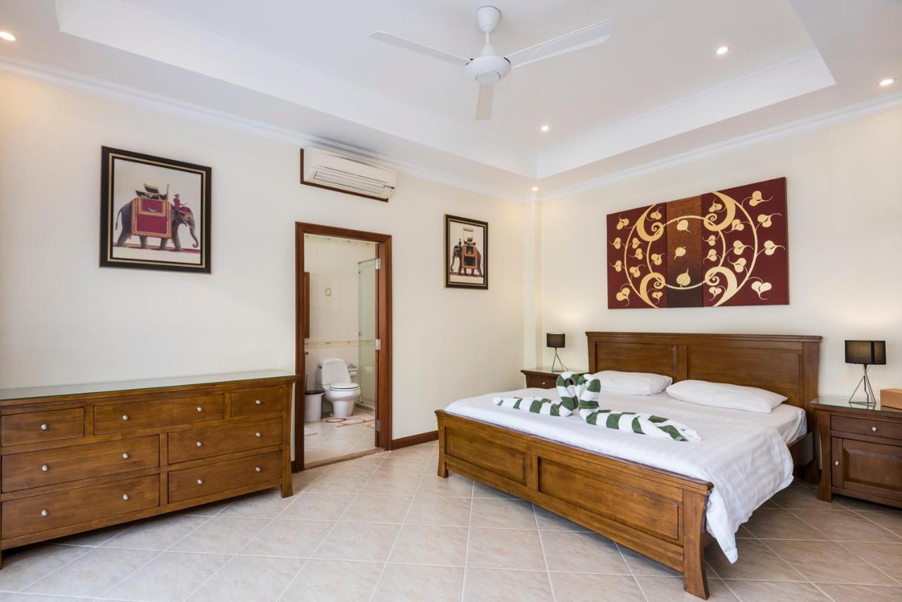 Village Austria Luxury Pool Villas Pattaya Exterior photo