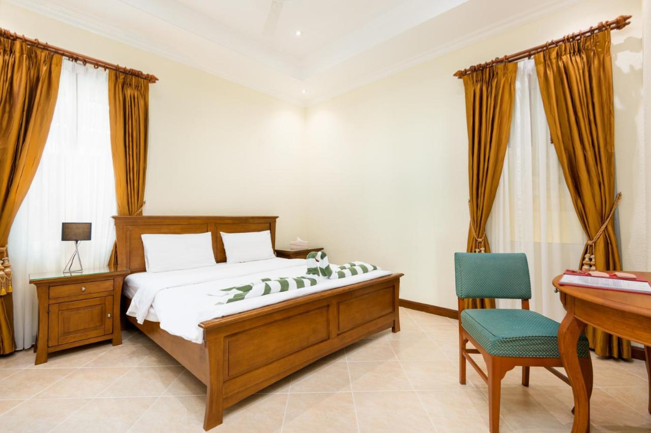 Village Austria Luxury Pool Villas Pattaya Exterior photo