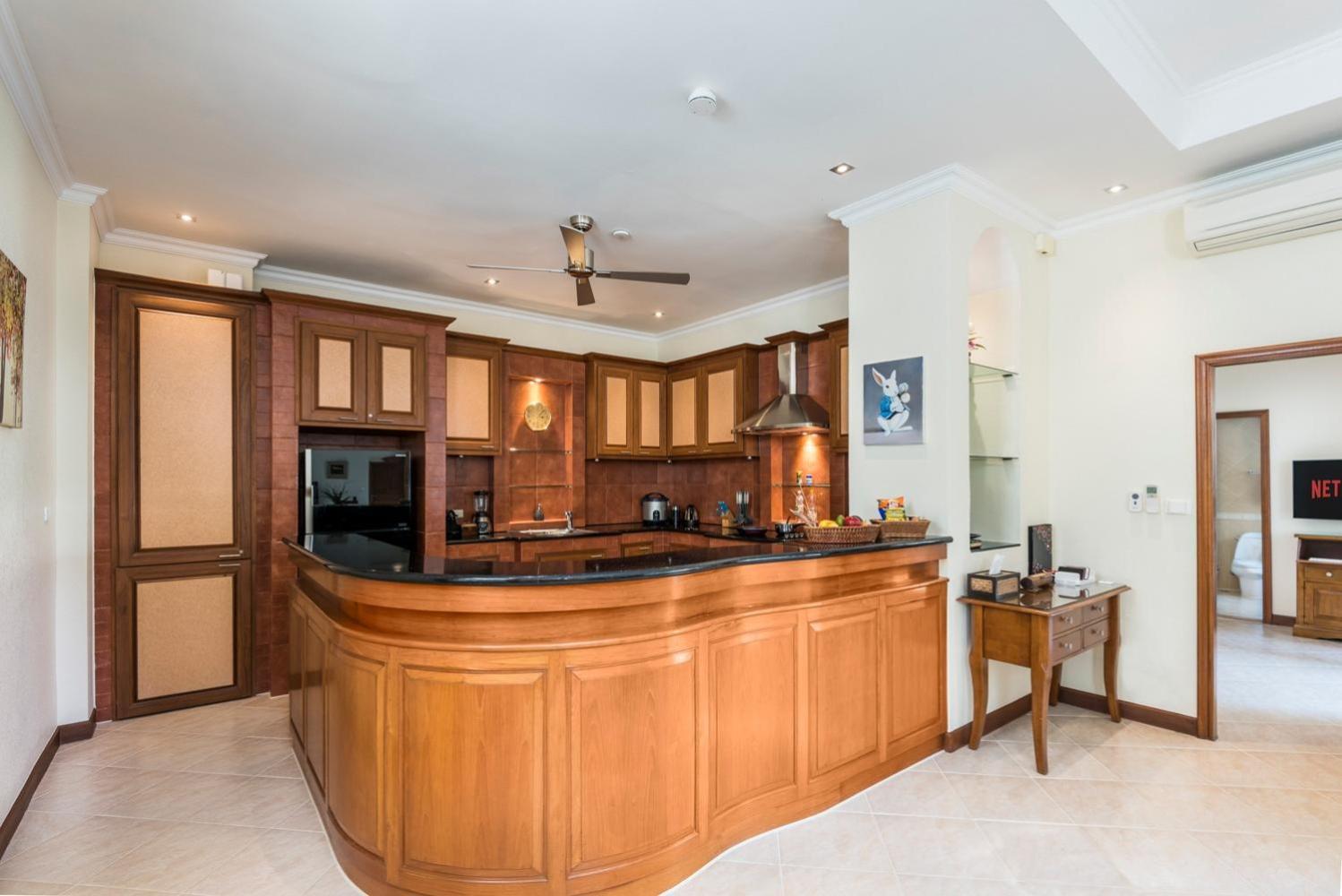 Village Austria Luxury Pool Villas Pattaya Exterior photo